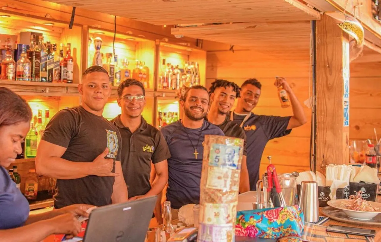 Los Corales Villas And Suites - Beach Club, Spa, Restaurants 酒店