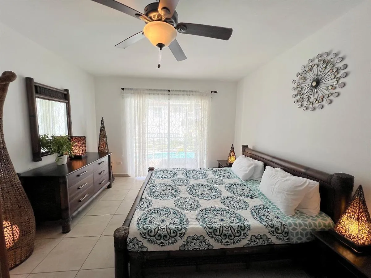 Los Corales Villas And Suites - Beach Club, Spa, Restaurants 酒店