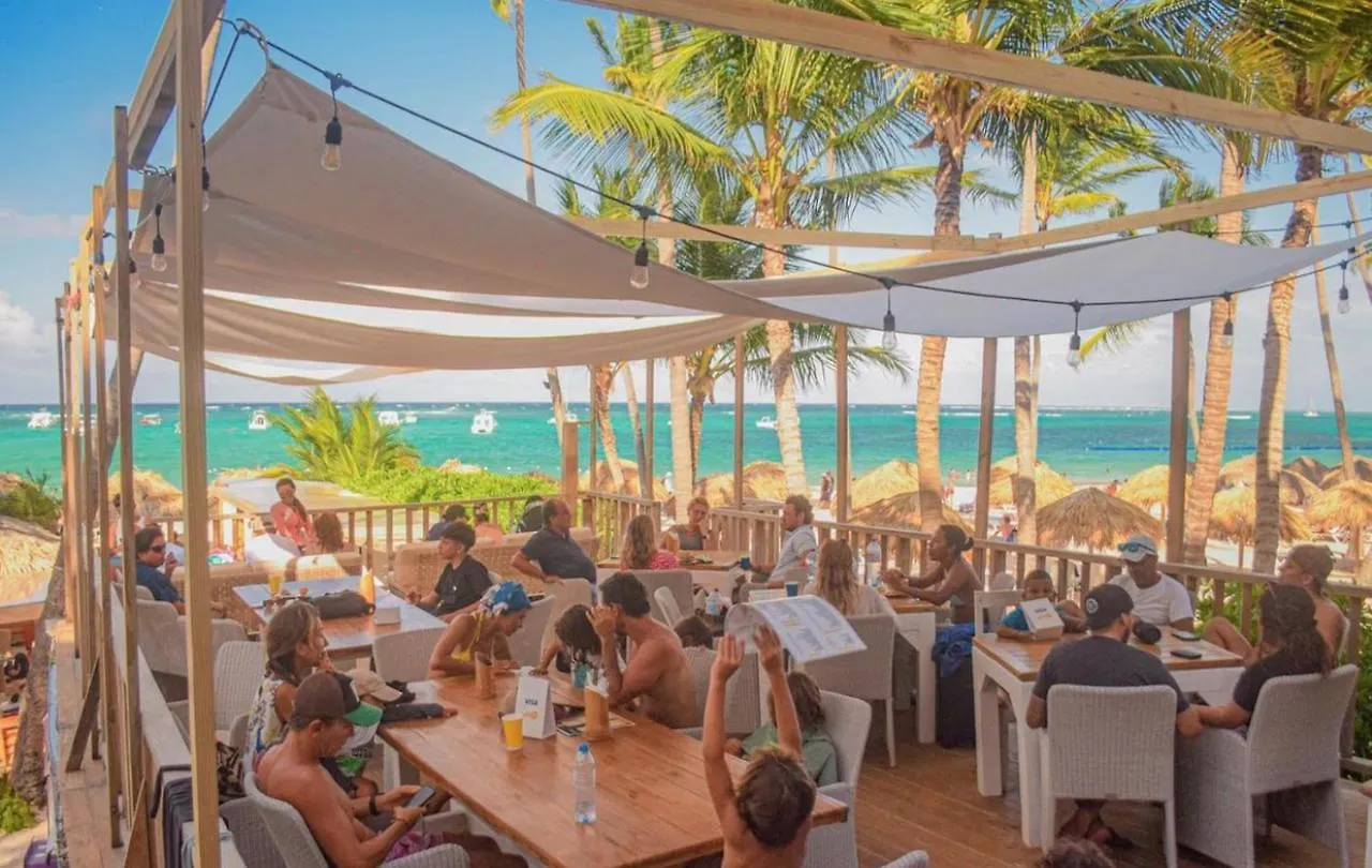 מלון Los Corales Villas And Suites - Beach Club, Spa, Restaurants