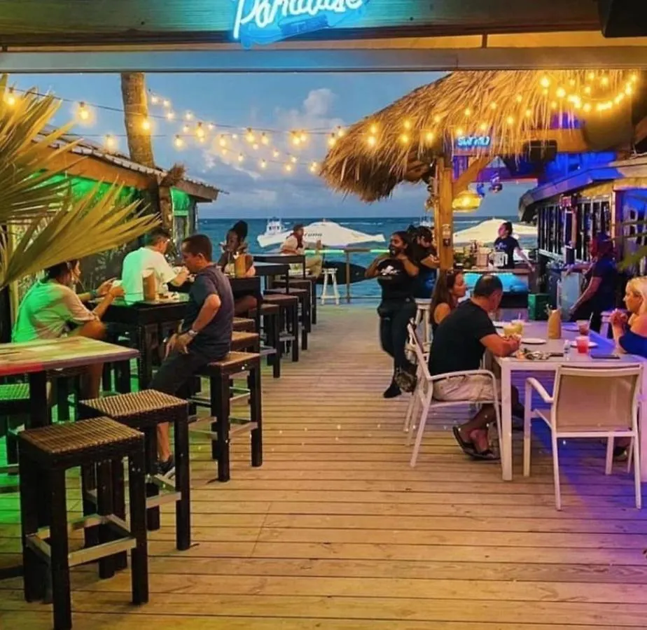 Los Corales Villas And Suites - Beach Club, Spa, Restaurants