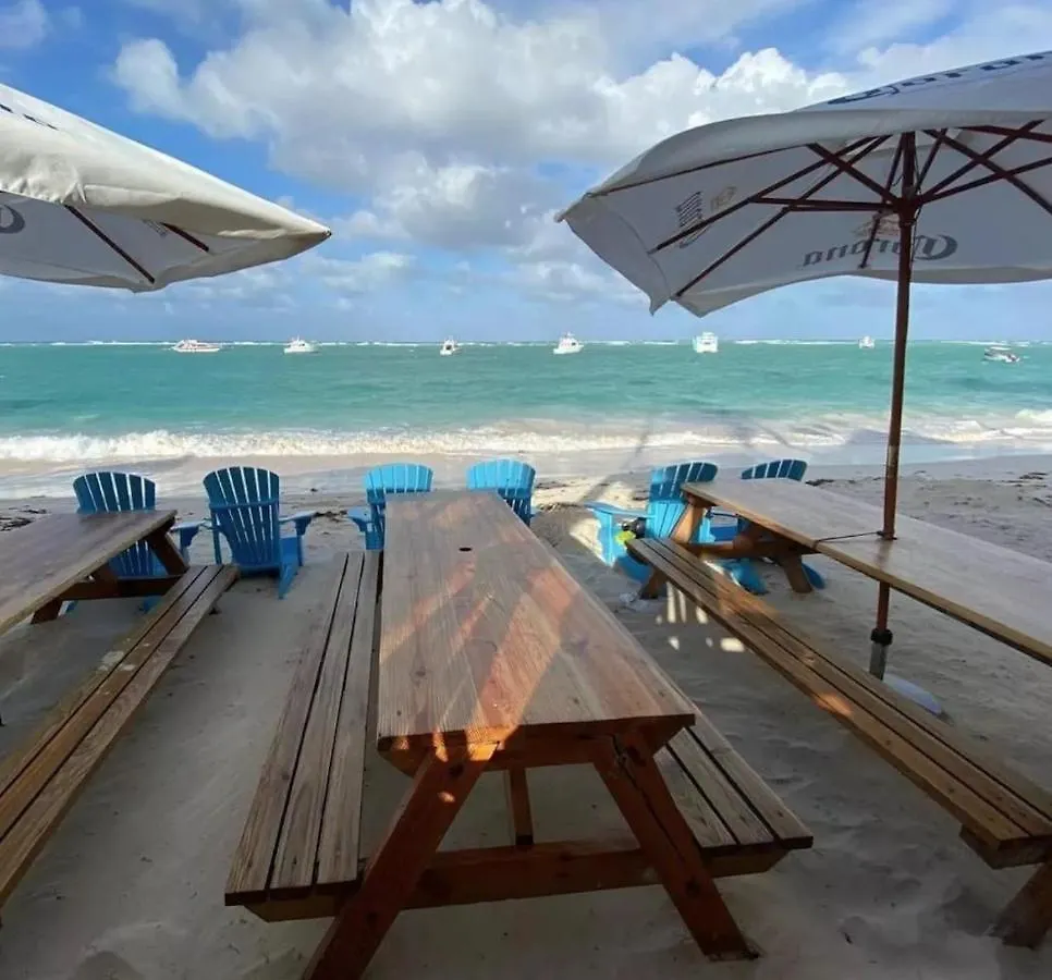 Los Corales Villas And Suites - Beach Club, Spa, Restaurants מלון