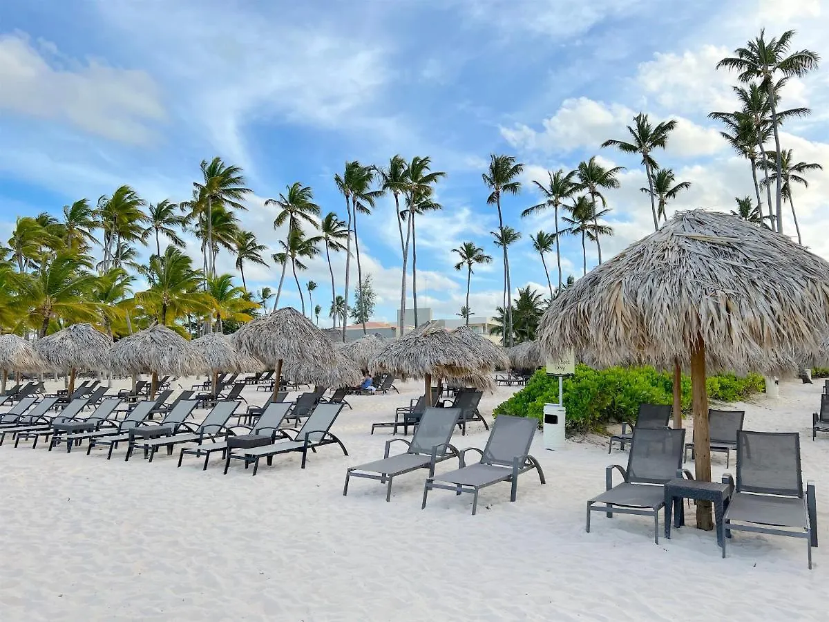 Los Corales Villas And Suites - Beach Club, Spa, Restaurants פונטה קאנה
